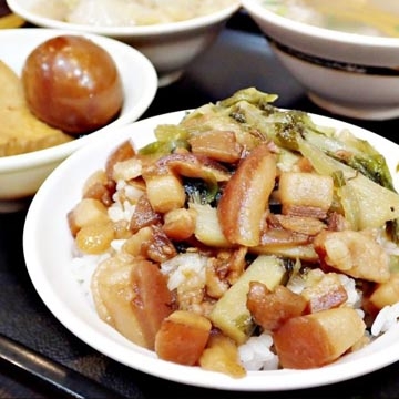 LianWu braised pork rice